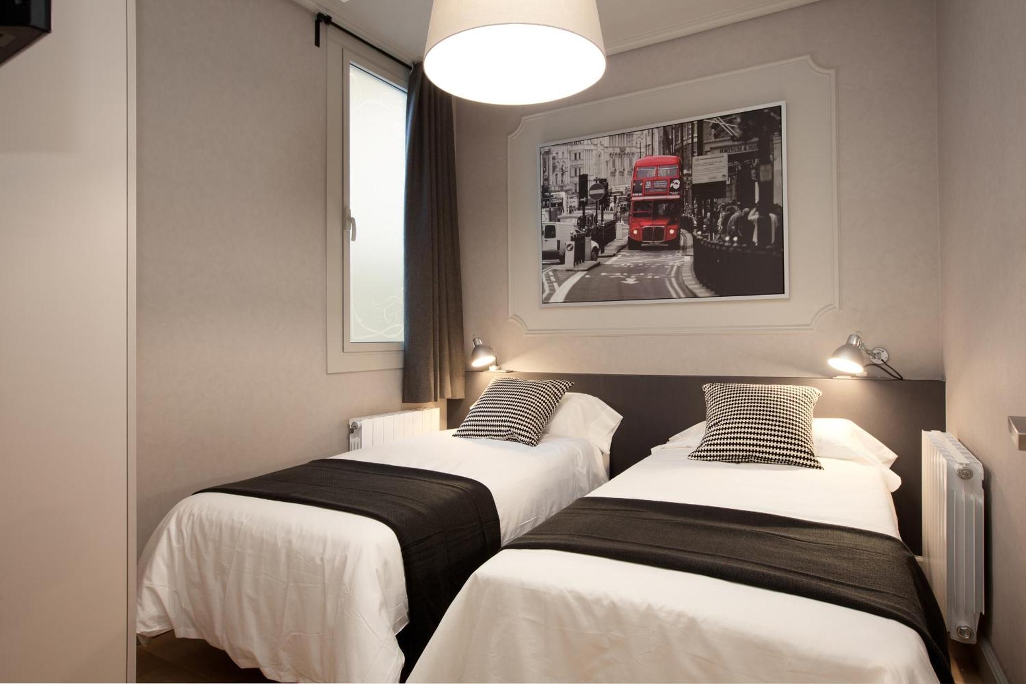 2169 - Ab Casa Saltor Apartment Barcelona